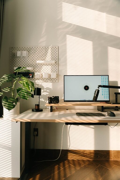 Tips for Organizing a Clutter-Free and Inspiring Home Workspace